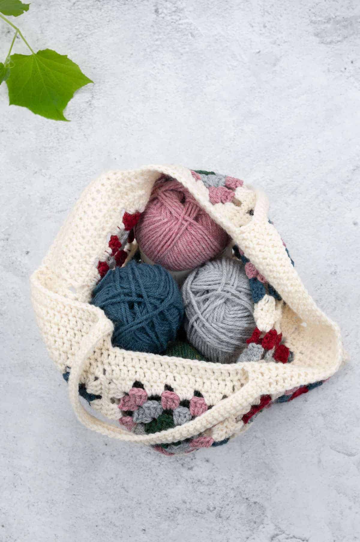 Granny Square Bag Crochet Pattern