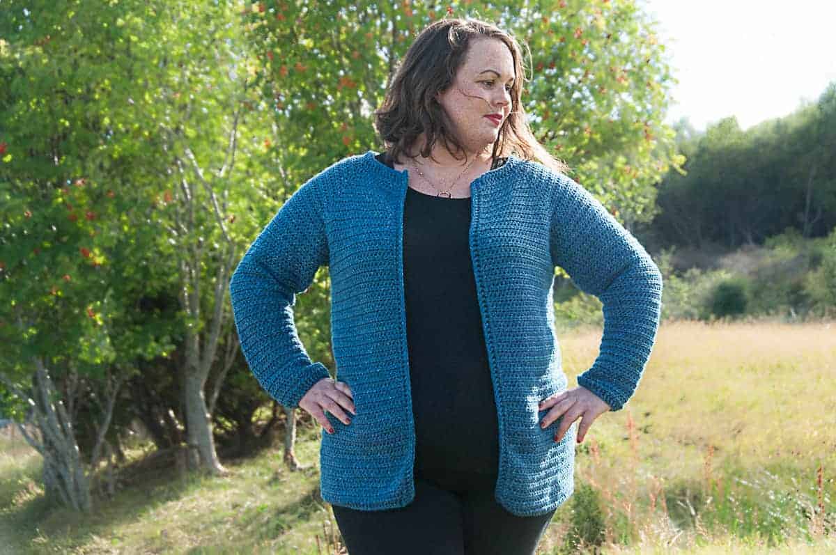 crochet classic raglan cardigan free crochet pattern, uses Lion Brand Yarn Jeans Yarn, available in sizes XS to 5XL, plus size crochet, petite size crochet, regular sizes