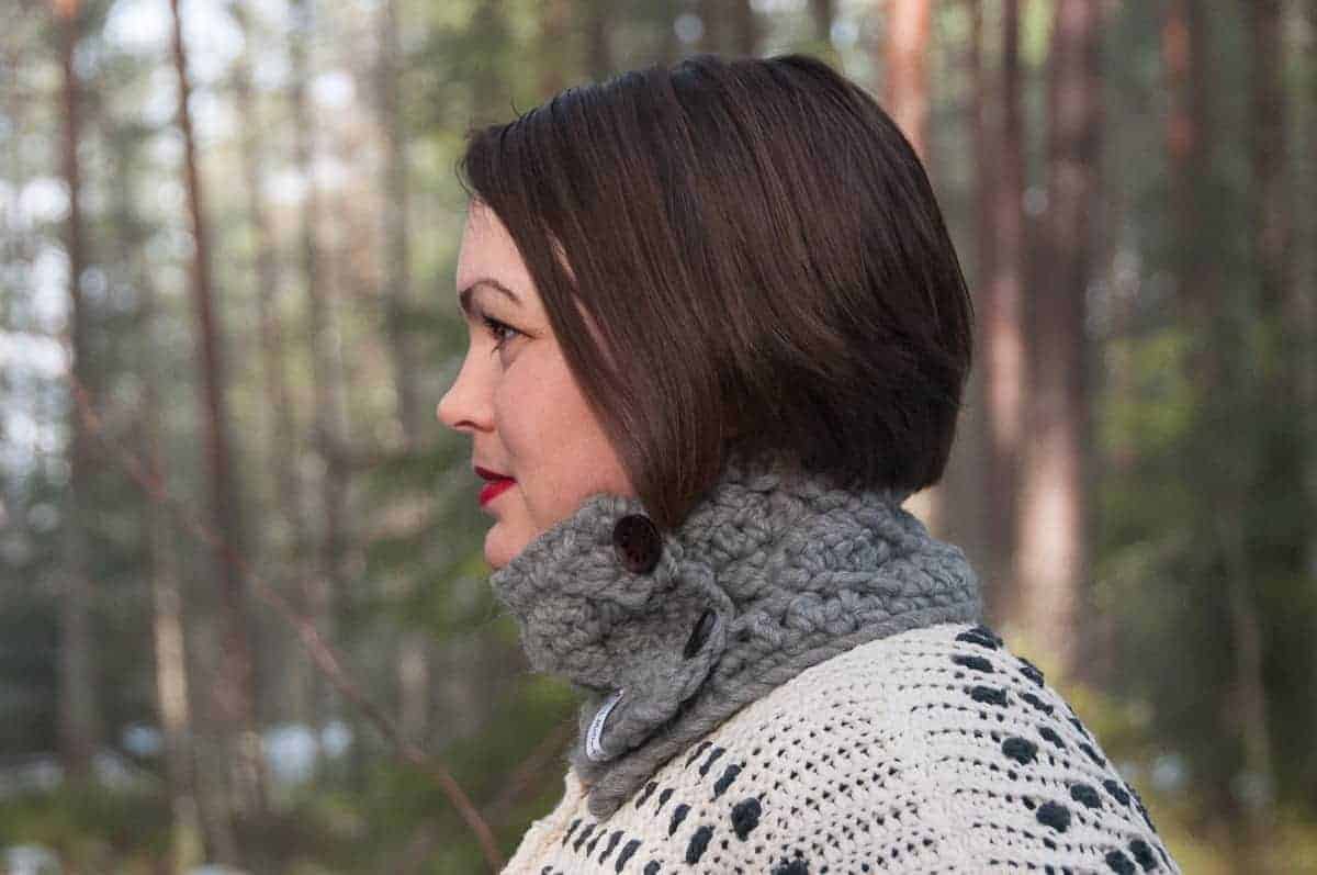 cozy cowl crochet pattern design