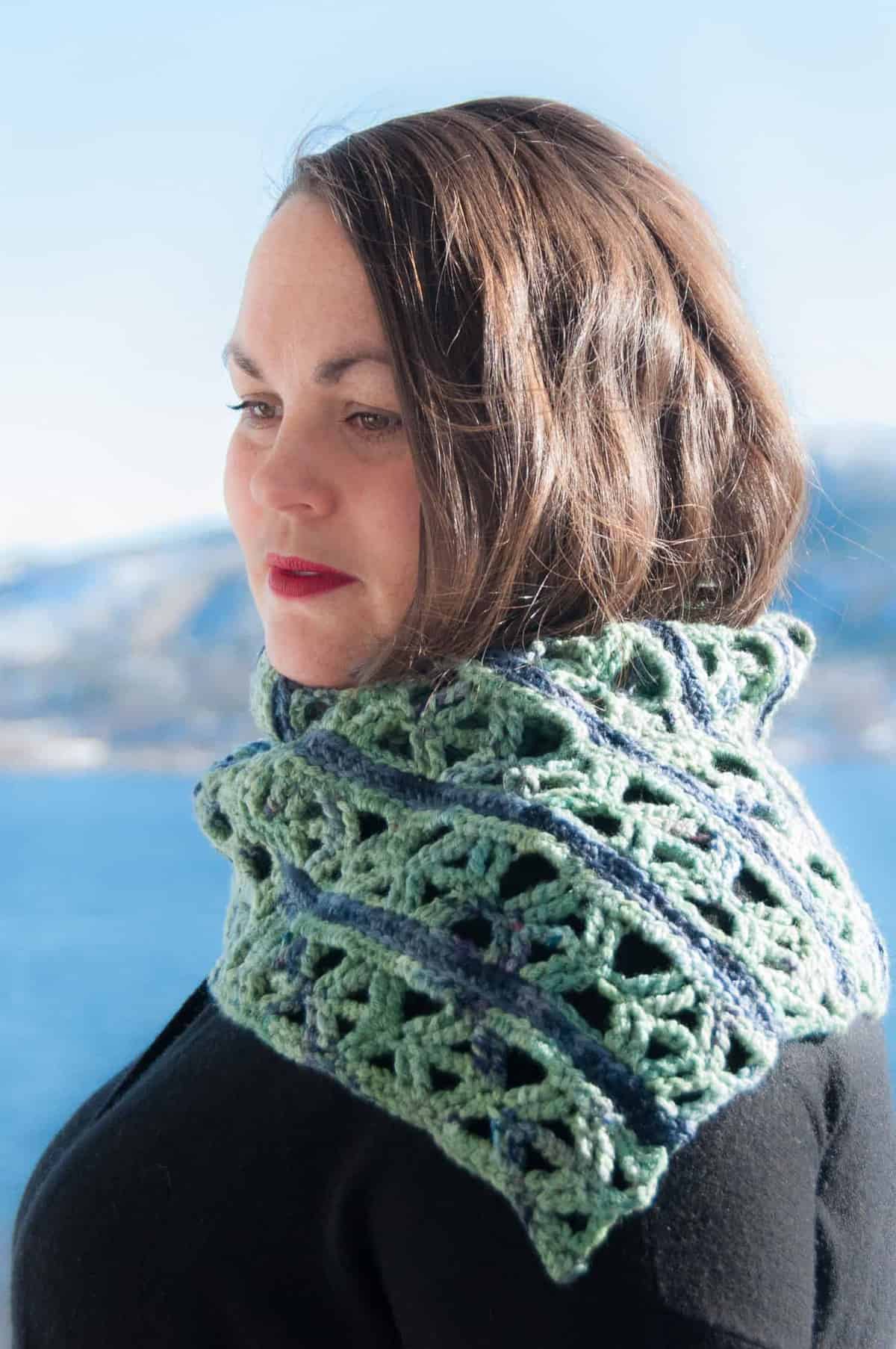 crochet shine spring cowl free crochet pattern-15