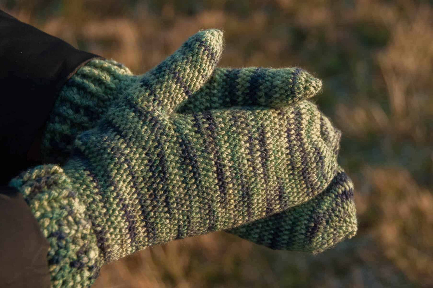 Snow Mittens Crochet Pattern