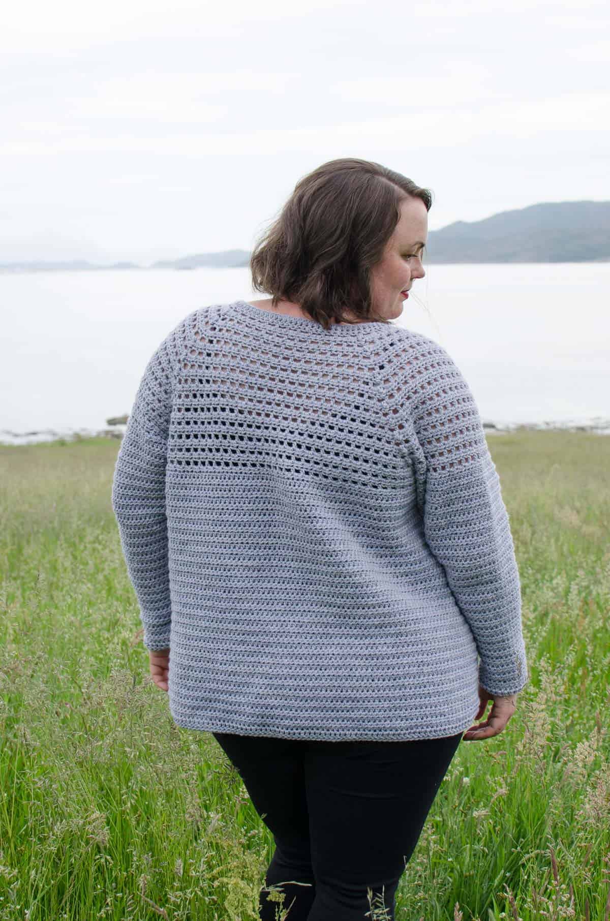 Simple Top Down Raglan Cardigan Crochet Pattern