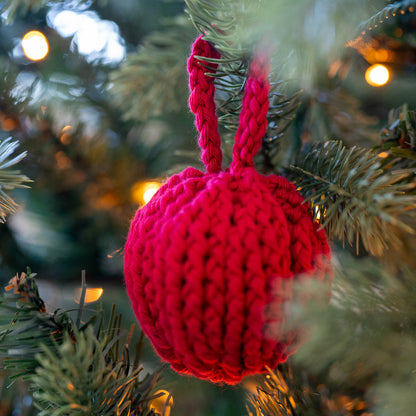 Crochet Christmas Ball Ornament Pattern