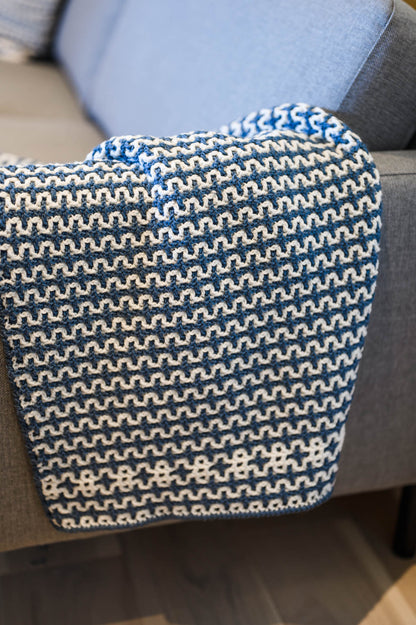Interlocking Crochet Blanket Pattern