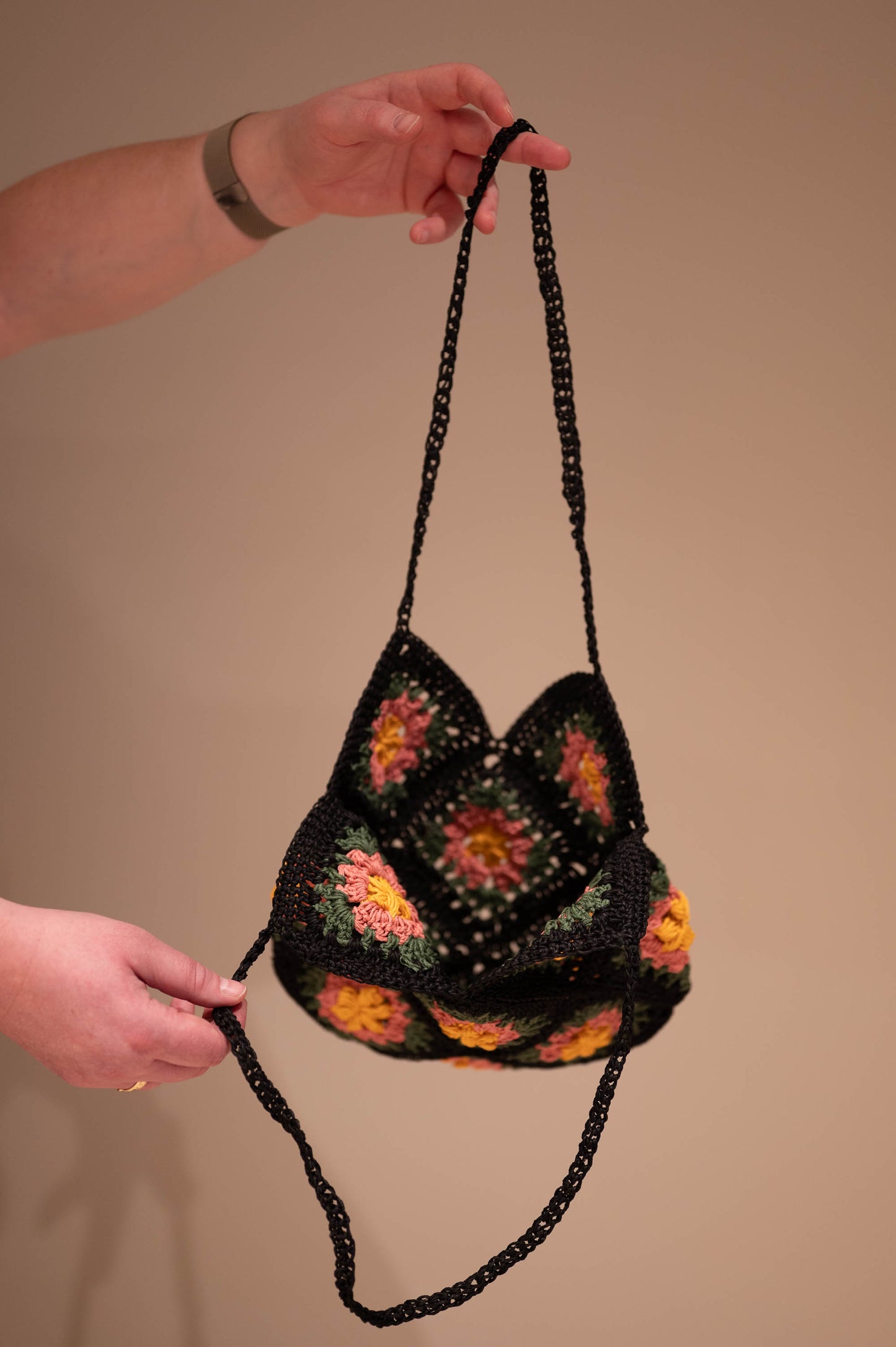 Bloom Granny Square Crochet Bag Pattern