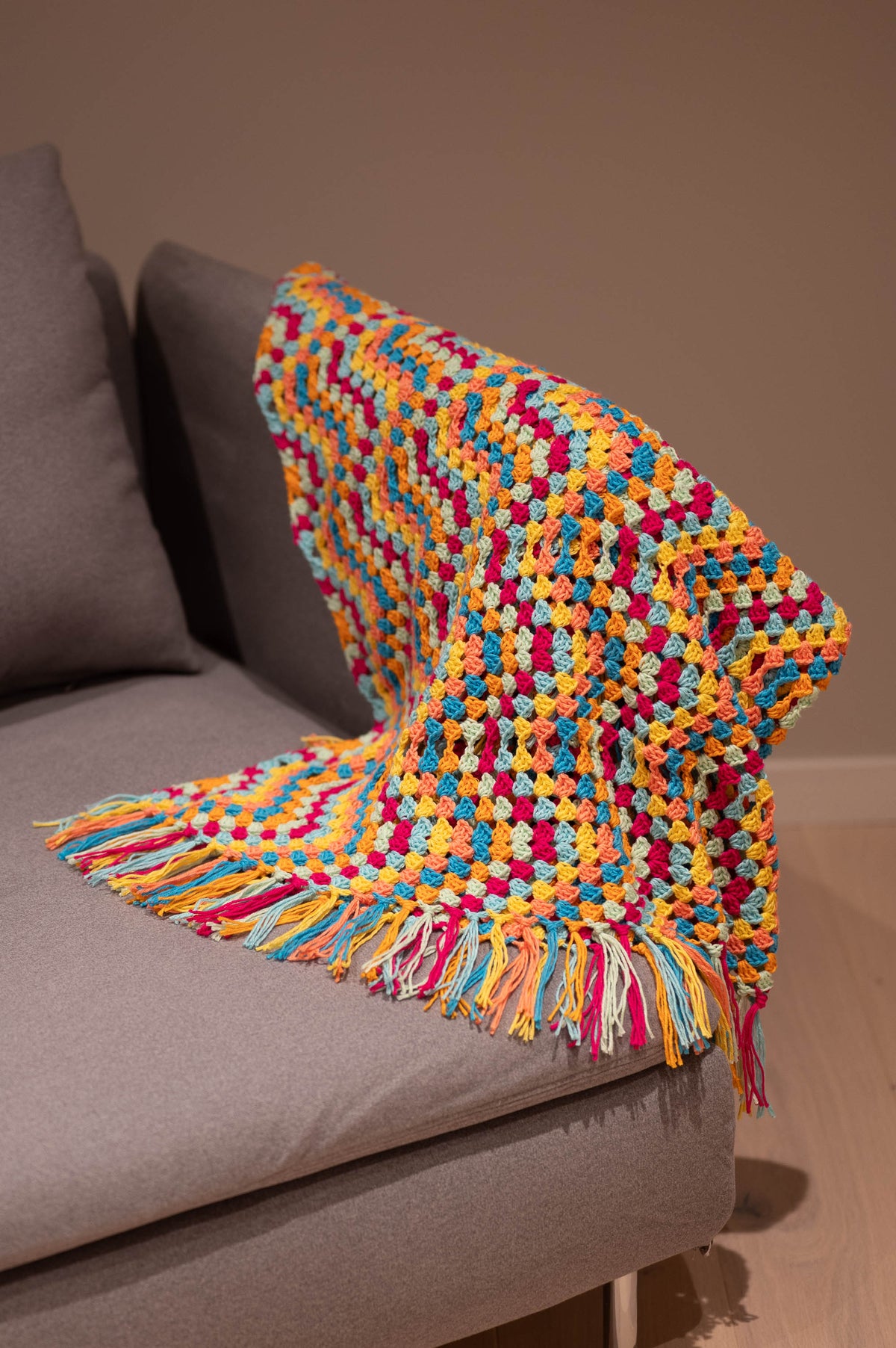 Zig Zag Granny Stitch Blanket Crochet Pattern