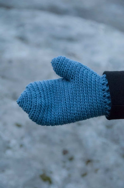 Easy Warm Winter Mittens Crochet Pattern