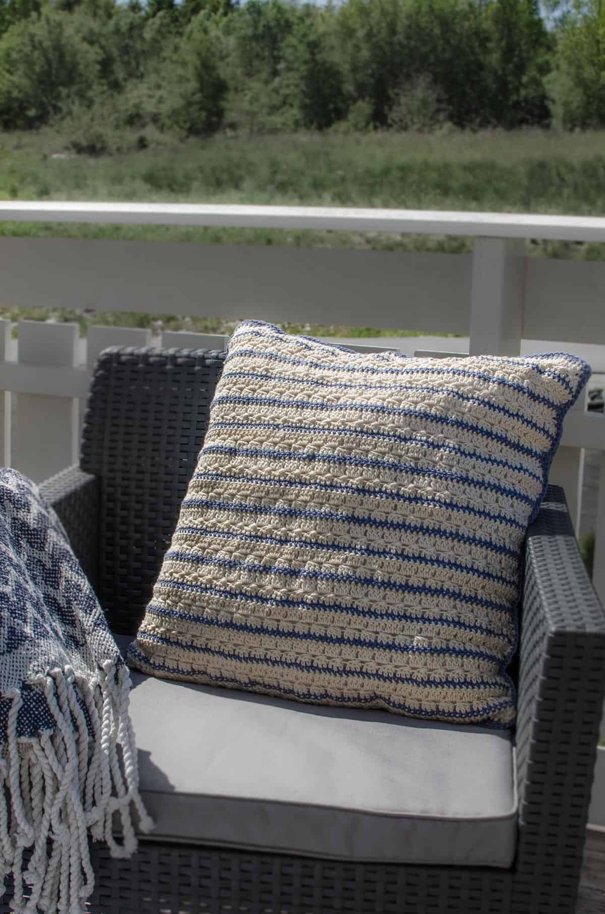 Waves and Stripes Crochet Pillow Crochet Pattern