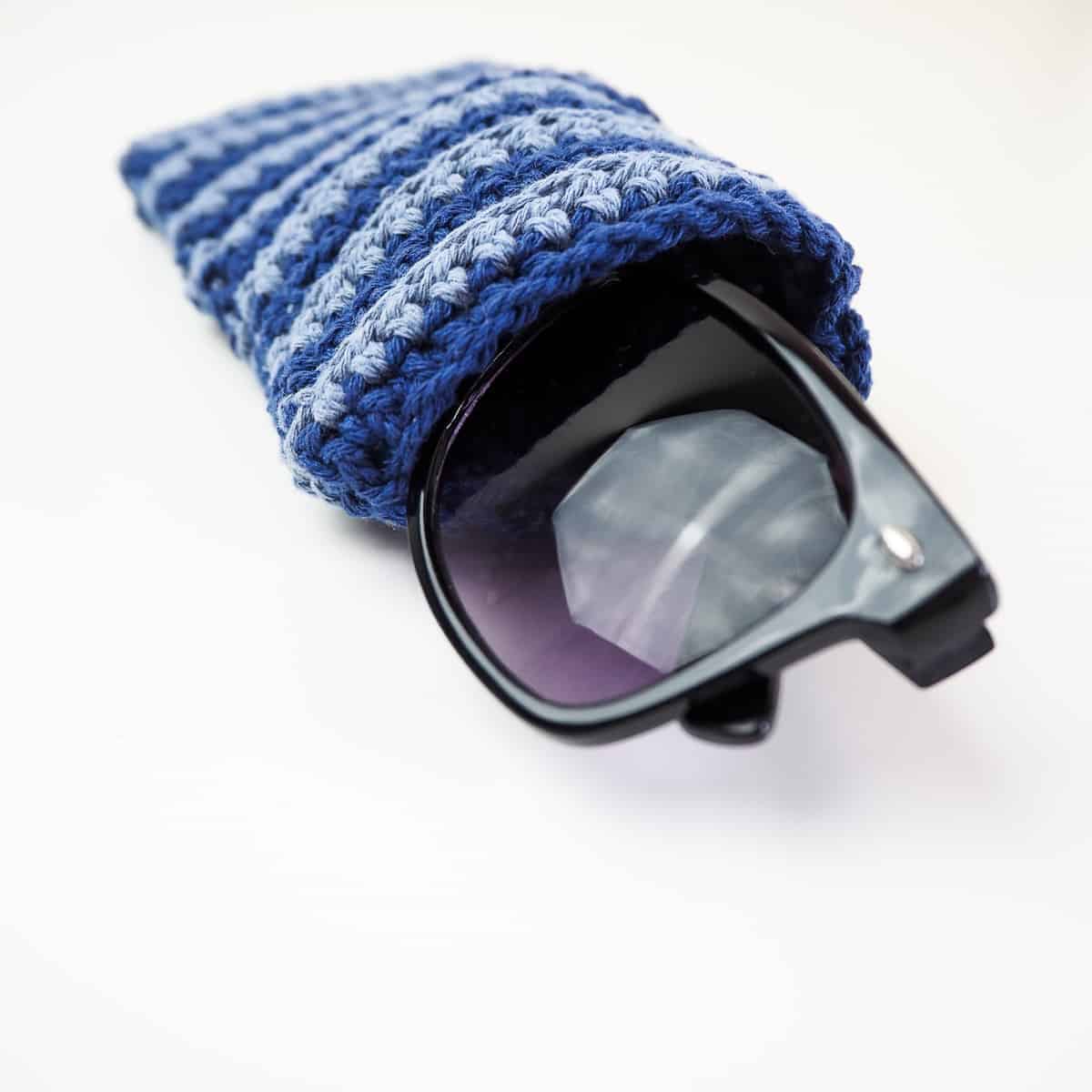 crochet striped sunglasses pouch