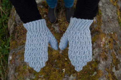 mitis mittens crochet pattern design