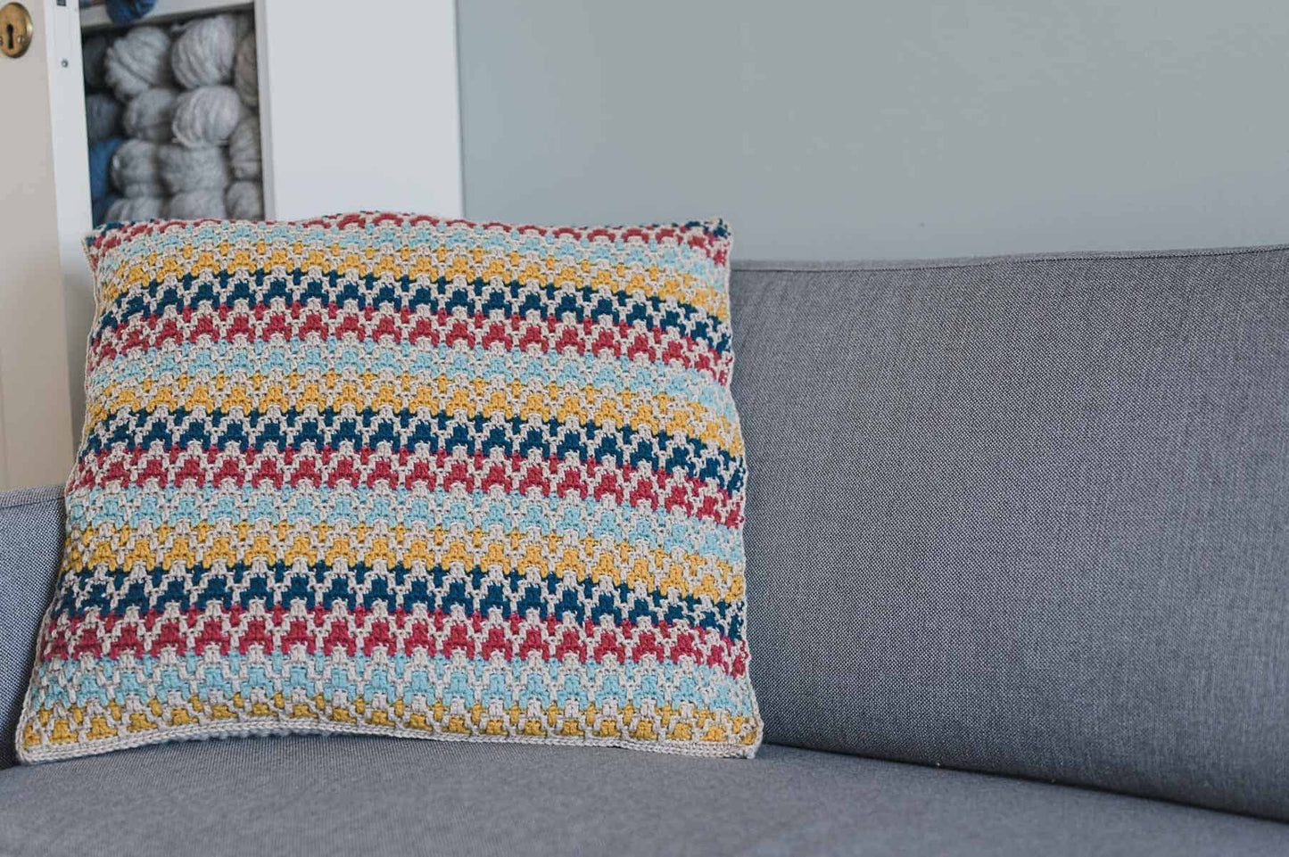 Mosaic Crochet Pillow - Crochet Pattern