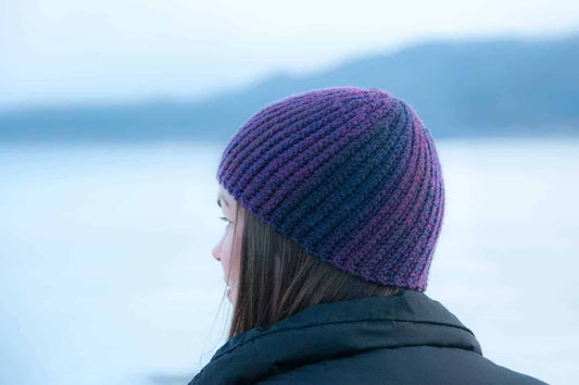 twist & stripe hat - free crochet pattern